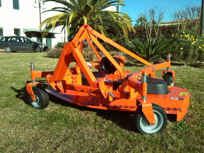 SICMA FGM Sichelmäher für den Frontanbau für Traktoren 12 bis 80 PS Sichelmulcher links- oder rechtsdrehend