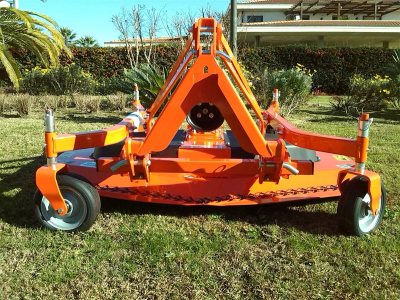 SICMA FGM Sichelmäher für den Frontanbau für Traktoren 12 bis 80 PS Sichelmulcher links- oder rechtsdrehend